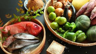 食事・飲み物 / 3