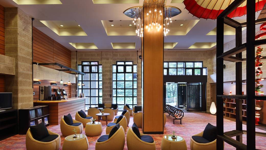 ロビーラウンジ / 2