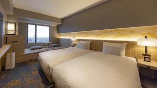 デラックスツイン和（NAGOMI）2名利用 シングルベッド2台とお布団一組 禁煙