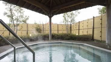 屋外スパ浴槽 / 2