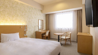 エコノミー ダブルルーム セミダブルベッド 1 台 禁煙