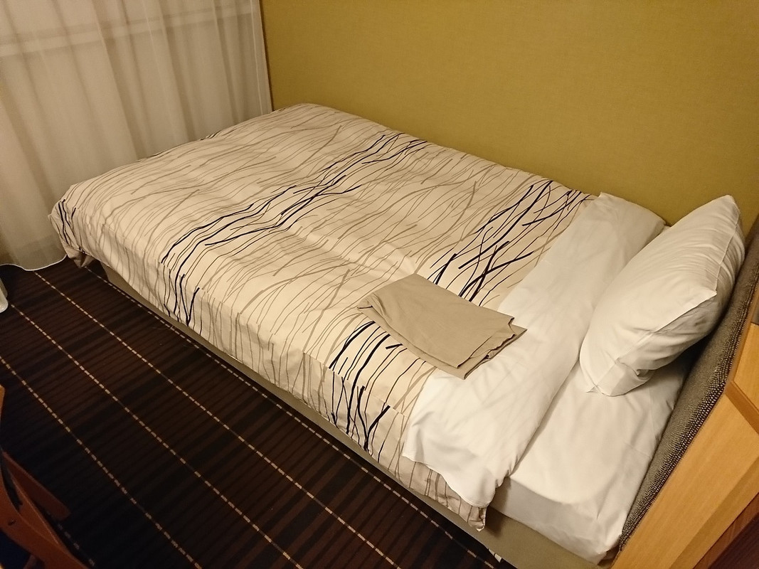 シングルベッドルーム