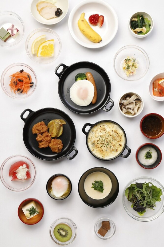 朝食