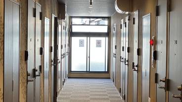 廊下の手すり / 2