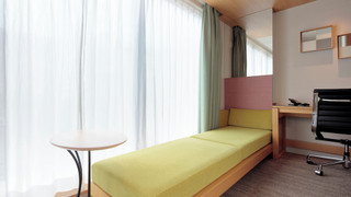 デラックスキングルーム