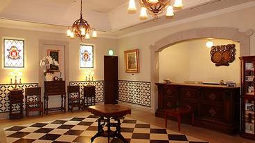 重厚感あるフロント / 1