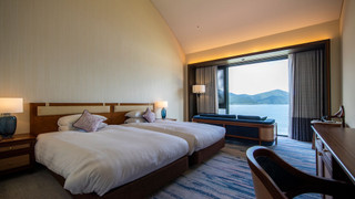 最上階スーペリアツインルーム  レイクビュー 禁煙