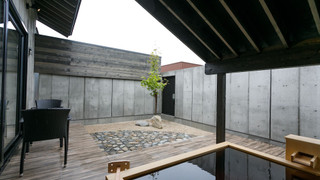 源泉かけ流し露天風呂付き 51sqm - スタンダードツイン 禁煙