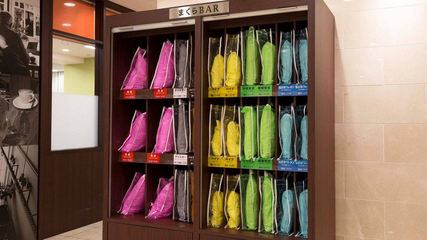 枕を選べる「まくらBAR」とサータ社製マットレスで快適な睡眠を3656326