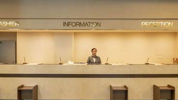 チェックイン / チェックアウト キオスク / 1