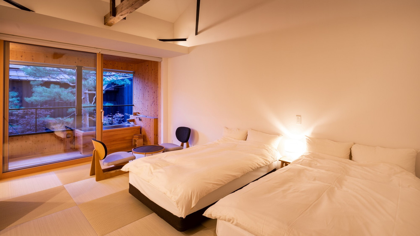 地元産の家具に囲まれ、山形の伝統を五感で感じる「YAMAGATA」3724157