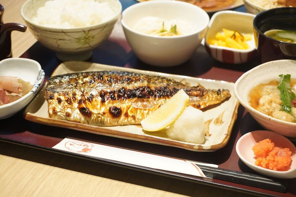 朝食
