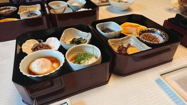 朝の体を温めてくれる
優しい和定食 / 1