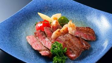 食事・飲み物 / 10