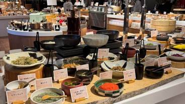 朝食ビュッフェ / 9