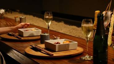 食事・飲み物 / 8