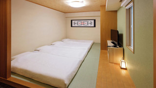 ジャパニーズ ファミリールーム (布団は最大4組 ※大人の人数と同数)