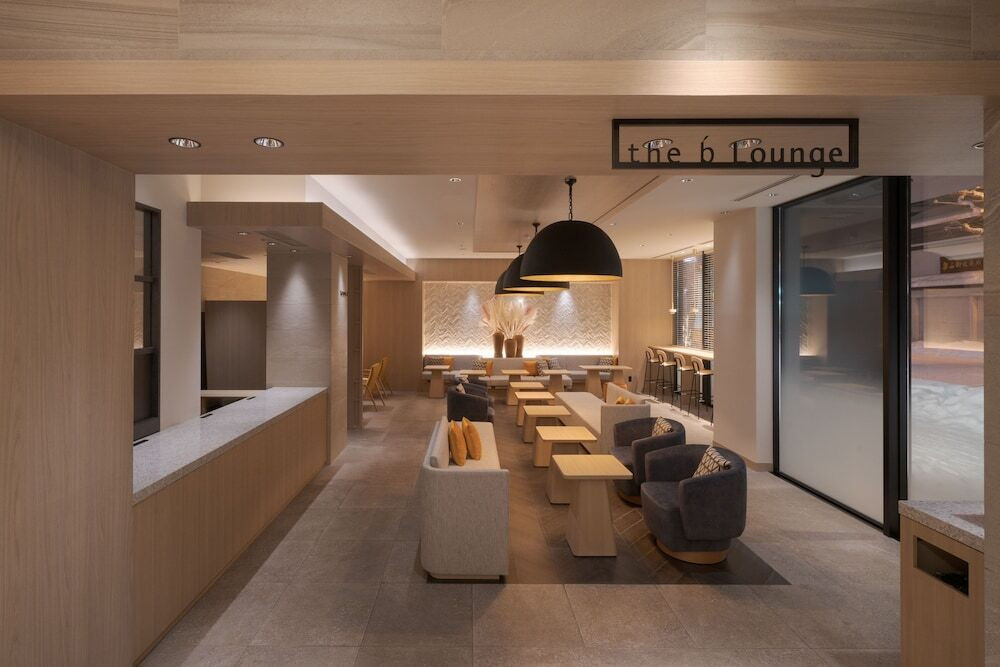 ロビーラウンジ