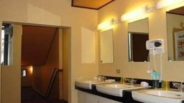 施設内の設備 / 3