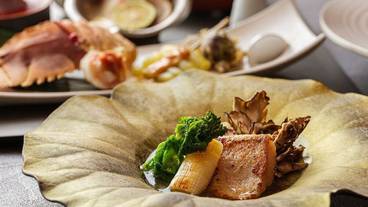 食事・飲み物 / 10