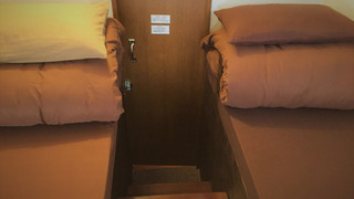 ジュニア ツインルーム シングルベッド 2 台 禁煙 共用バスルーム