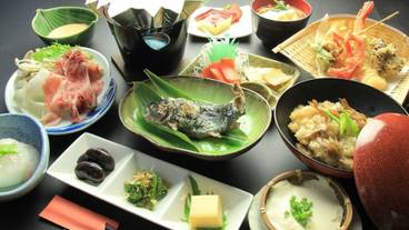 食事・飲み物 / 7