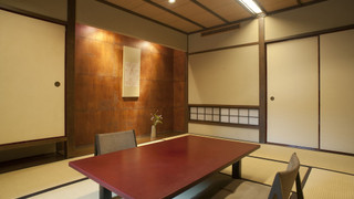 マッサージチェア付 ツインルーム＆和室 68平米 (明時) 禁煙