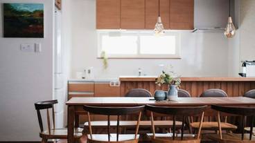 客室内のダイニングエリア / 11