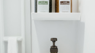 ダブルベッドルーム 個室