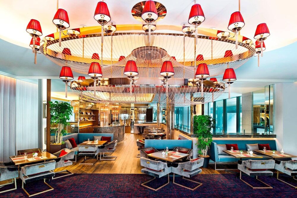 洗練された空間でプリンセス気分。客室から大阪を一望4036690