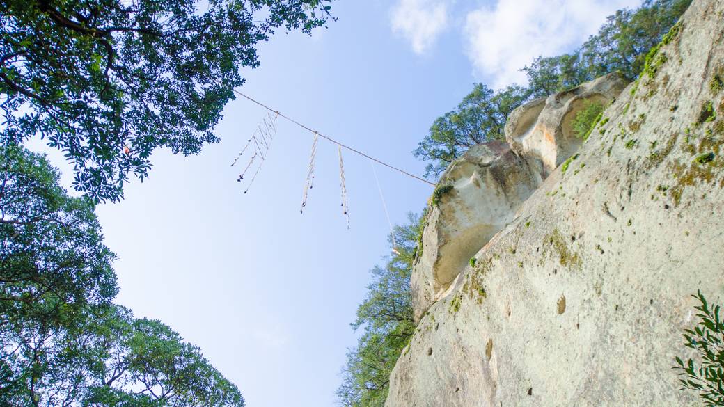 日本書紀にも登場・花の窟神社 / 3