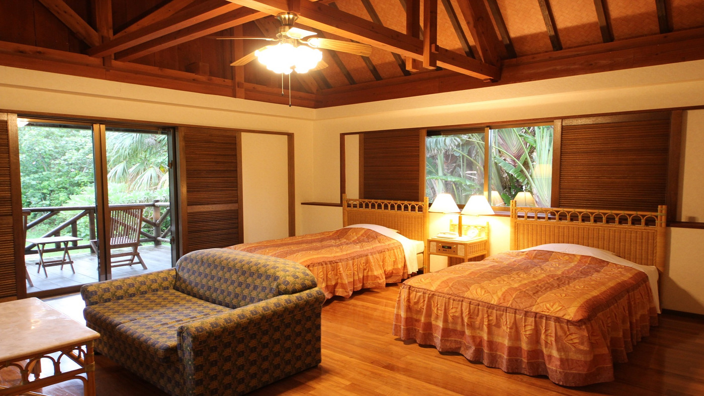 “森のコテージ”にはジェットバスが。ガーデンプールで遊ぶ♪3951338