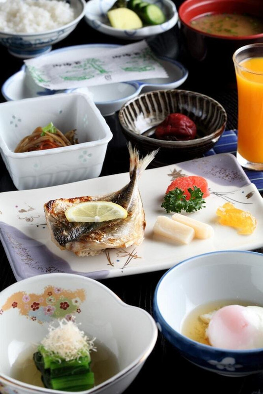 レストラン