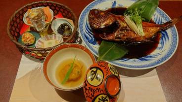 食事・飲み物 / 7