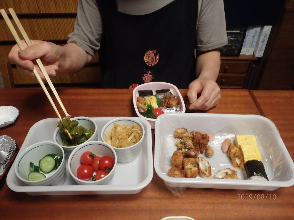 お食事