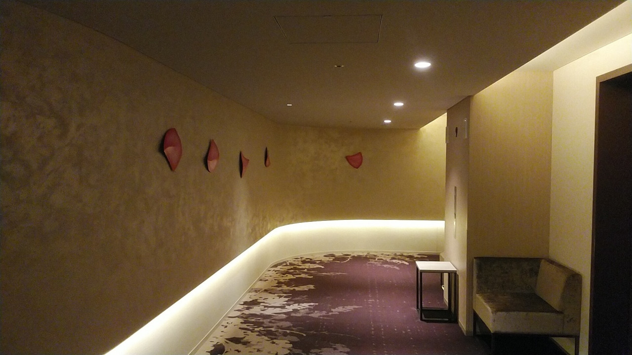 客室階エレベーターホール