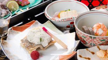 食事・飲み物 / 8