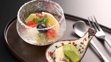 食事・飲み物 / 7