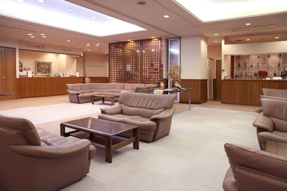 ロビーラウンジ