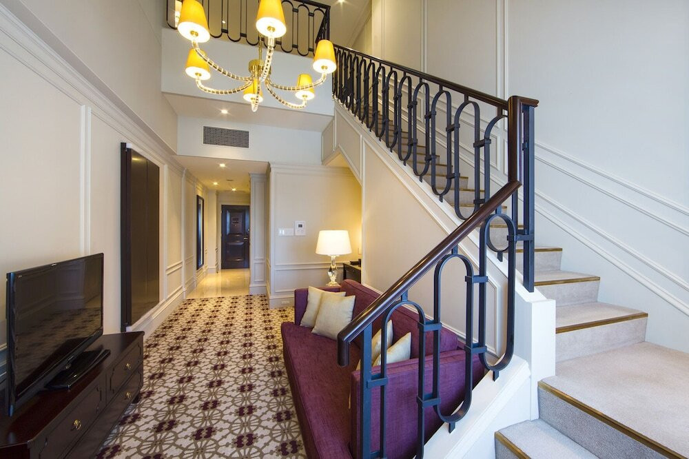 大都会にあるクラシックホテルで非日常を味わう。4247935