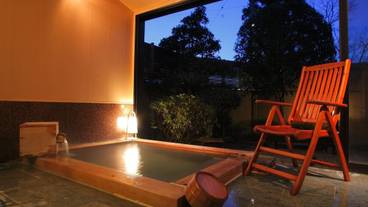 深めの浴槽 / 24