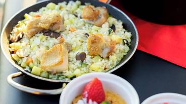 食事・飲み物 / 9