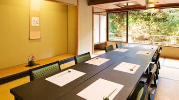 ボールルーム / 10