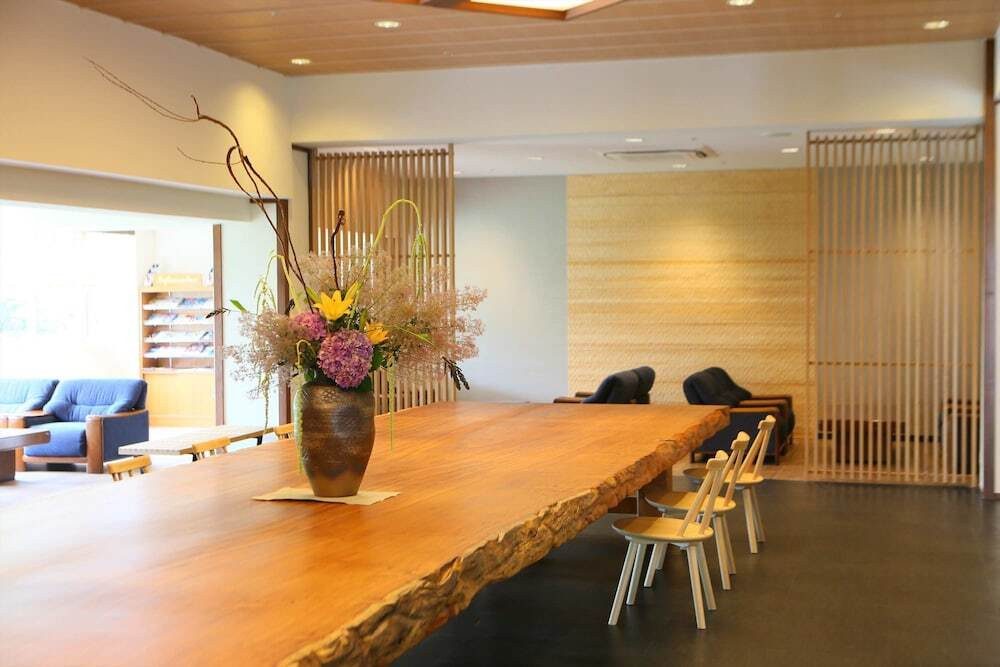 ロビー応接スペース