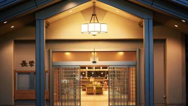 施設の入り口 / 8