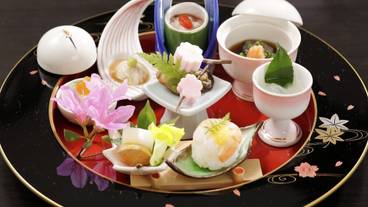 食事・飲み物 / 11