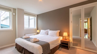 アパートメント 2 ベッドルーム リゾートビュー (Main Floor)