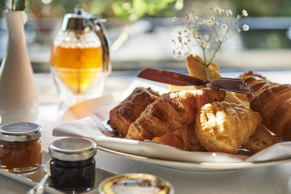 ザ・ひらまつ ホテルズ&リゾーツ 仙石原3459629