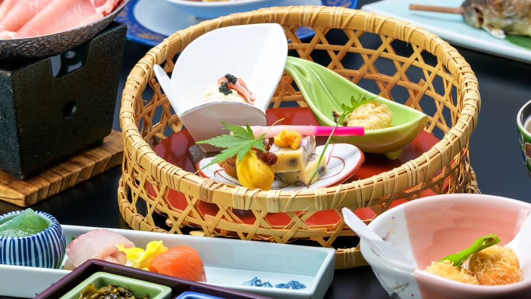 肉も魚も地産地消
伊香保の会席を味わう / 4