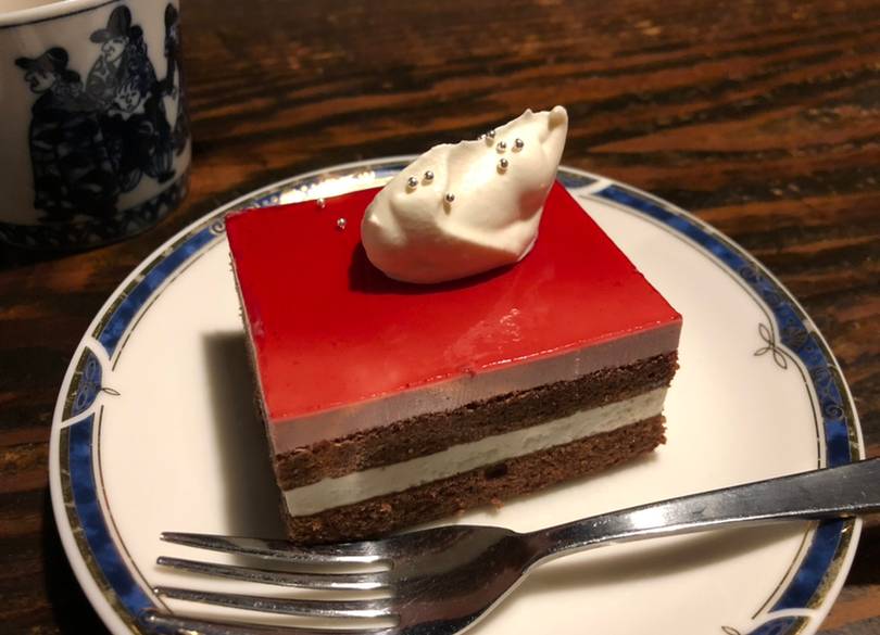 レトロな雰囲気
「邪宗門」で休憩 / 4